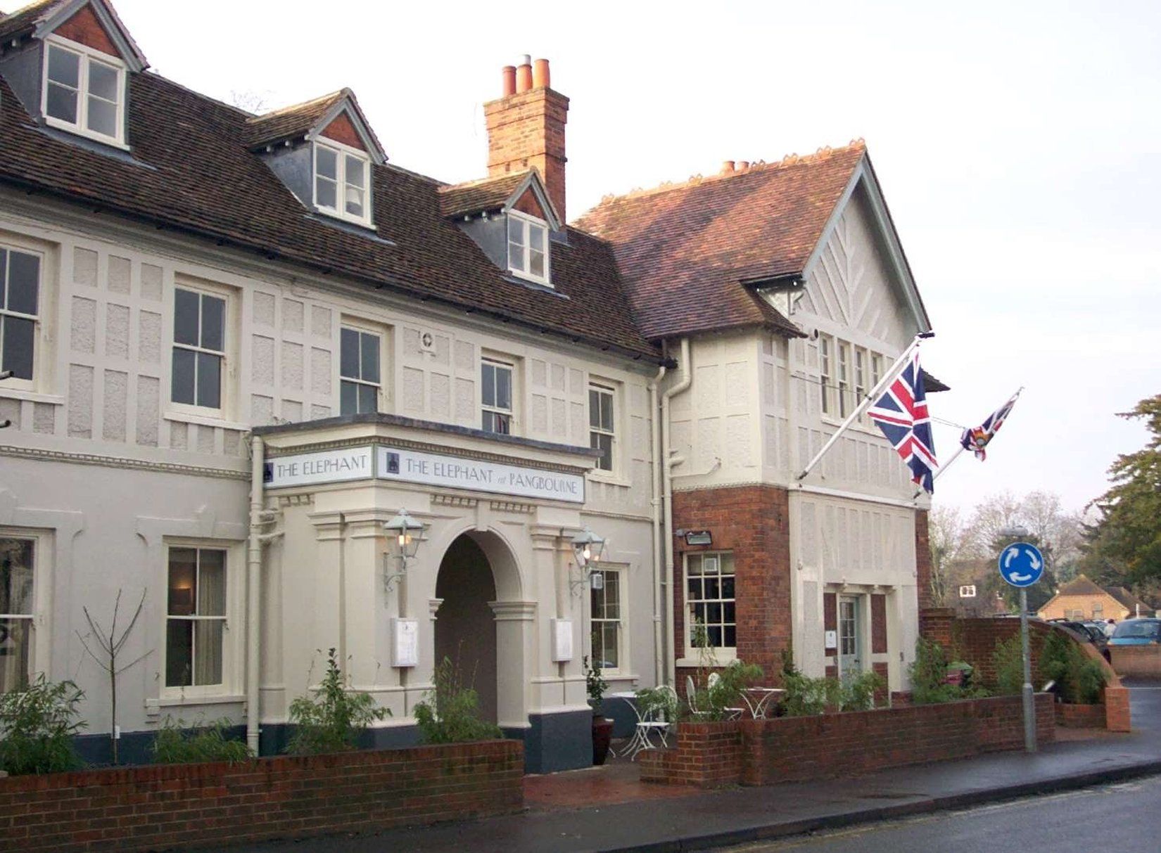 Elephant Hotel Pangbourne Dış mekan fotoğraf